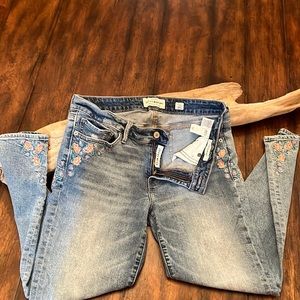 Lucky Brand Lolita Skinny Jeans, embroidered